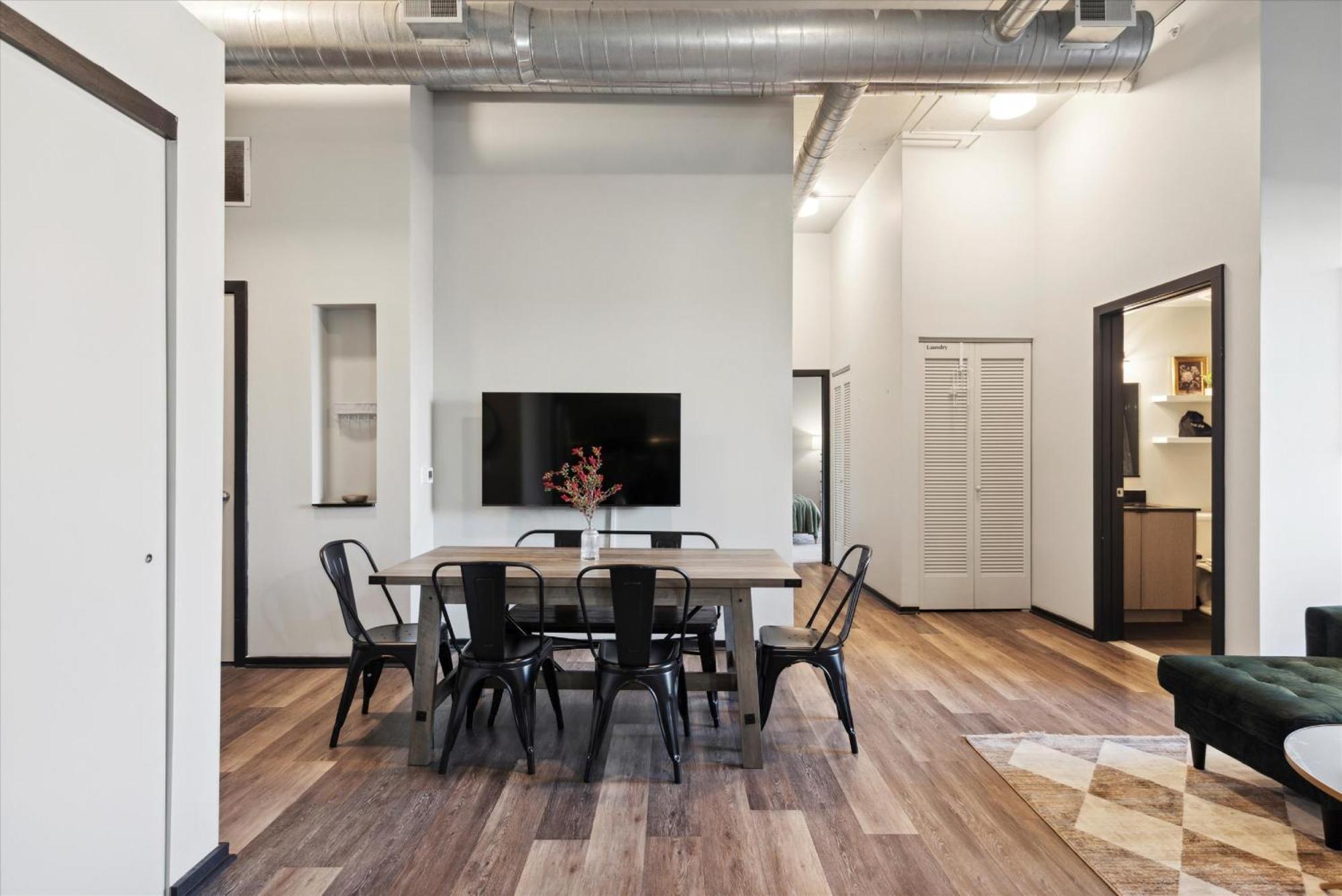 Large 3Br Apts & Studios, Free Parking, Gym, Game Room Philadelphia Bagian luar foto