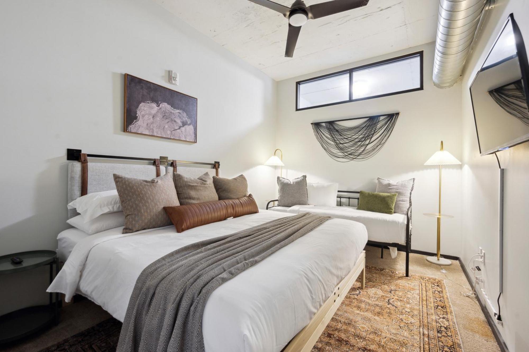 Large 3Br Apts & Studios, Free Parking, Gym, Game Room Philadelphia Bagian luar foto