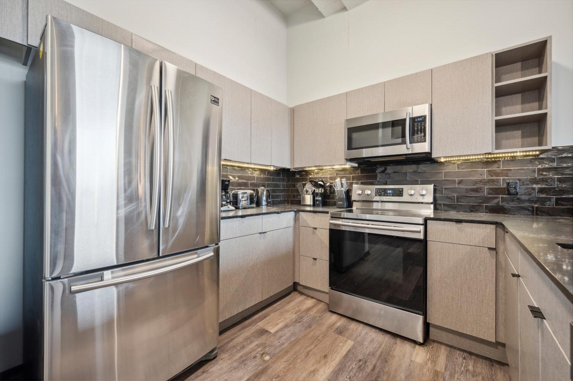 Large 3Br Apts & Studios, Free Parking, Gym, Game Room Philadelphia Bagian luar foto